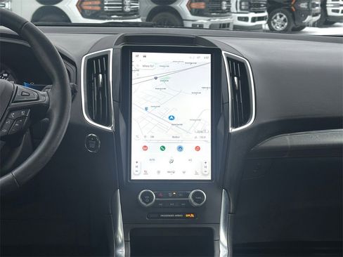 Used 2022 Ford Edge Titanium w/ Equipment Group 301A image 15