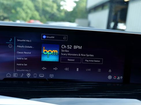 Used 2025 Cadillac Escalade Sport image 23