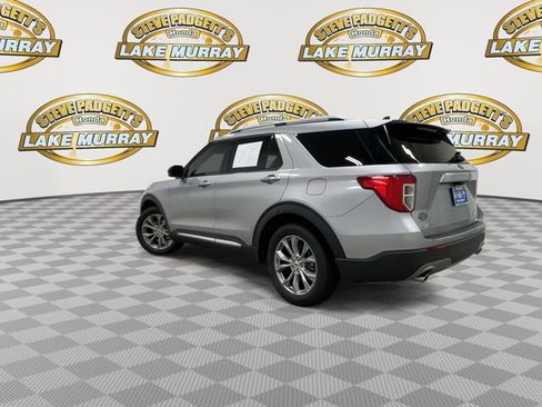 Used 2022 Ford Explorer Limited RWD image 9