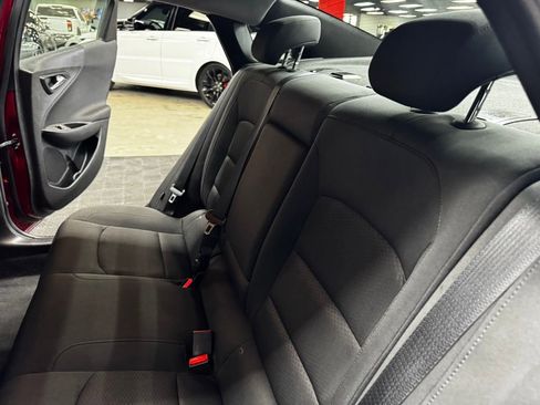 Used 2018 Chevrolet Malibu LT image 43