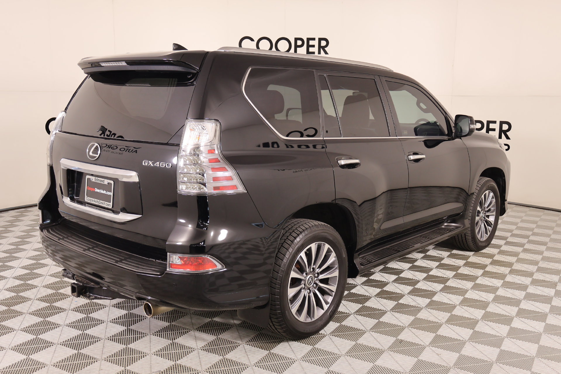 Used 2021 Lexus GX 460 Luxury w/ Accessory Package AWD/4WD image 22