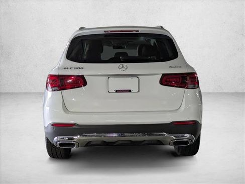Used 2021 Mercedes-Benz GLC 300 4MATIC image 6