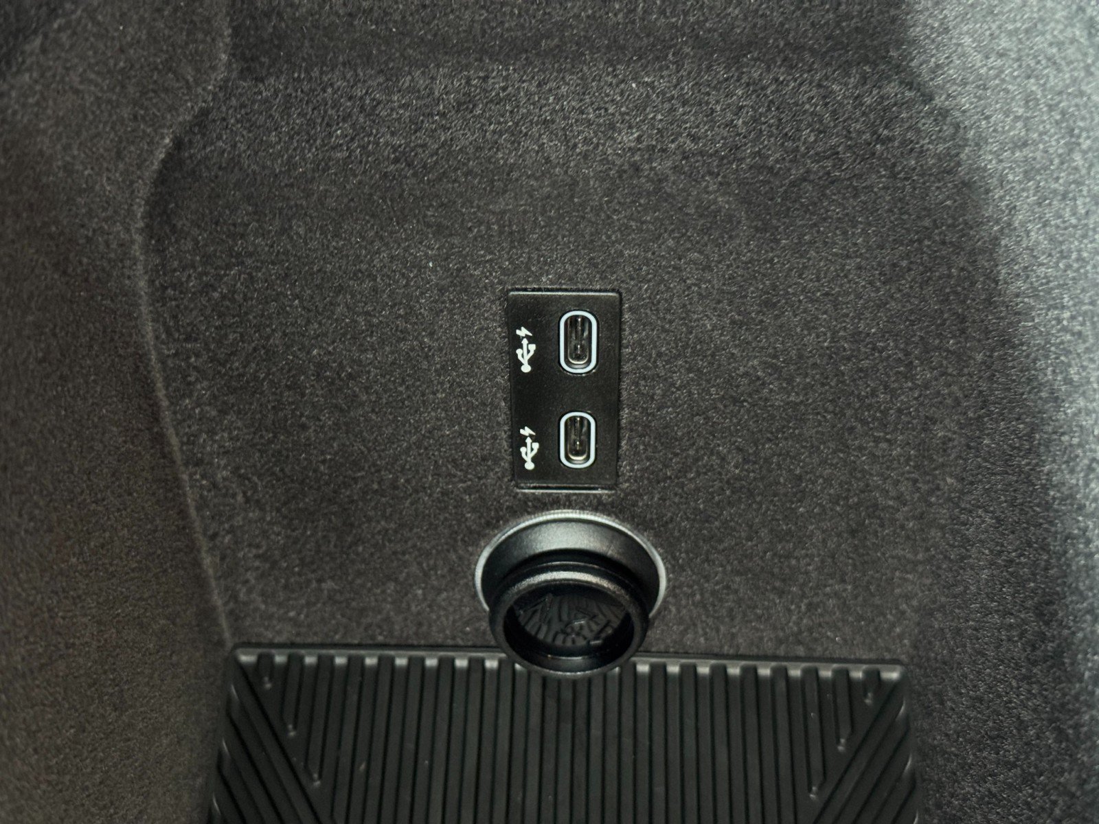 Used 2023 BMW 740i RWD image 33