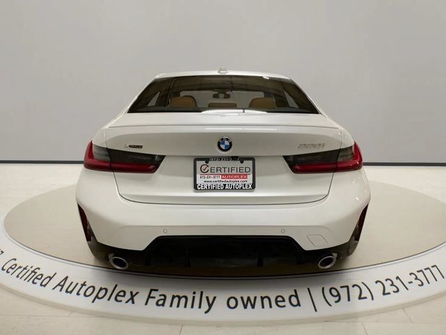 Used 2026 BMW 330i xDrive Sedan AWD/4WD image 4