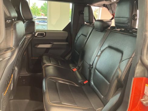 Used 2022 Ford Bronco Badlands w/ Sasquatch Package image 27