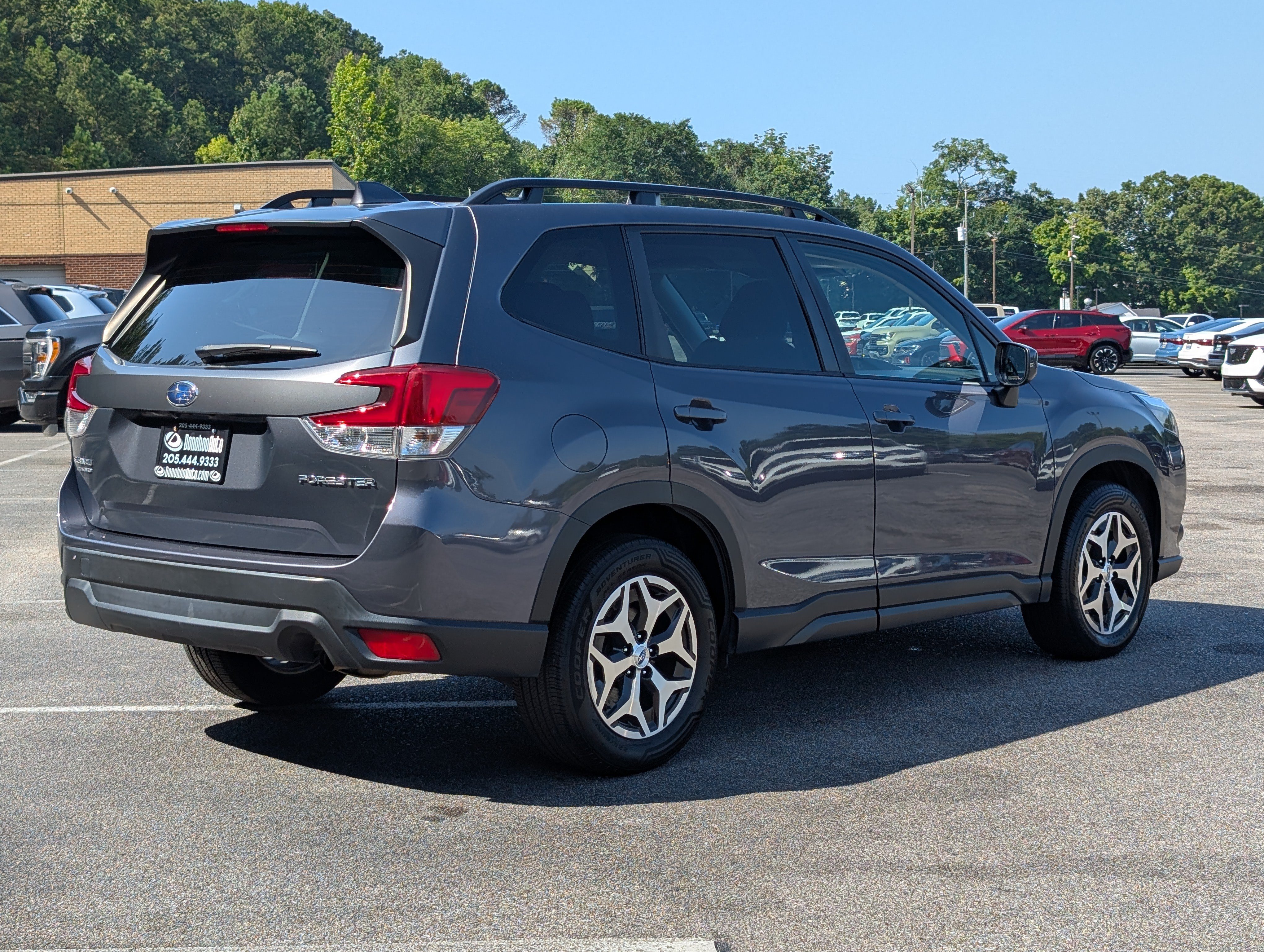 Used 2023 Subaru Forester Premium AWD/4WD image 9