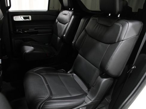 Certified 2024 Ford Explorer ST w/ Equipment Group 401A image 20