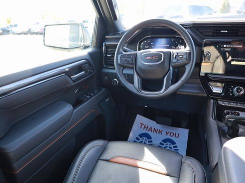 Used 2025 GMC Sierra 1500 AT4 w/ AT4 Premium Package image 20