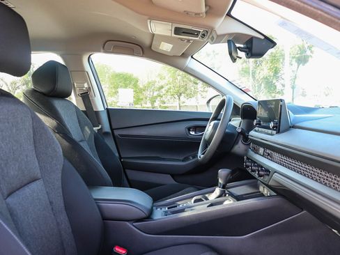 Certified 2024 Honda Accord LX image 17