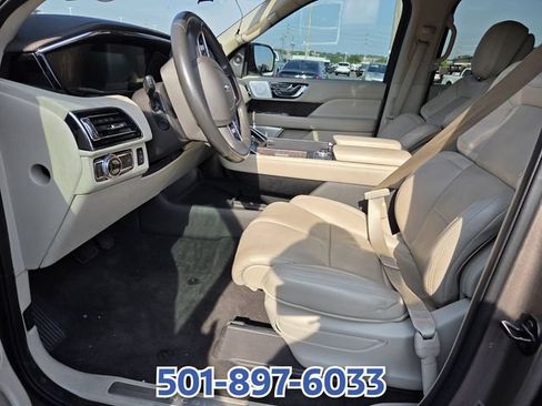 Used 2020 Lincoln Navigator L Reserve w/ Luxury Package AWD/4WD image 5