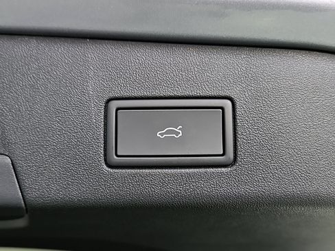 New 2026 Volkswagen ID.4 Pro S image 7