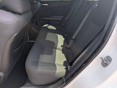 Used 2019 Dodge Charger GT RWD image 9