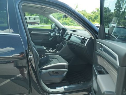 Used 2021 Volkswagen Atlas SEL Premium AWD/4WD image 21