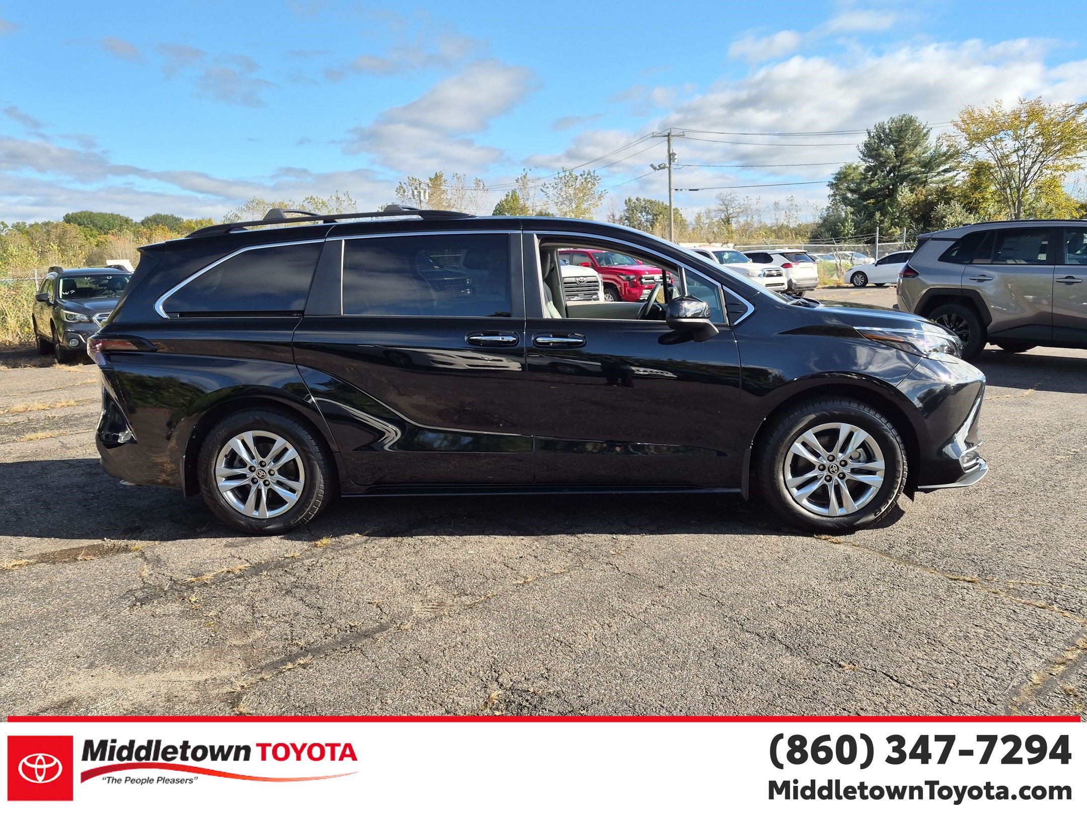 Certified 2024 Toyota Sienna XLE w/ XLE Plus Package AWD/4WD image 2