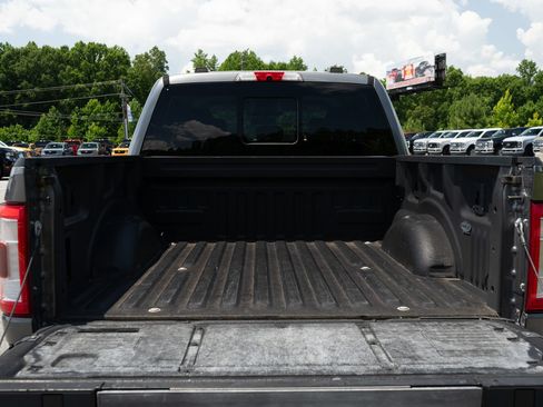 Used 2021 Ford F150 Lariat AWD/4WD image 9