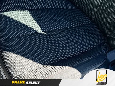 Used 2017 Chevrolet Equinox LS image 17