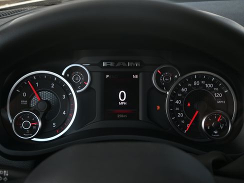 New 2026 RAM 2500 Tradesman AWD/4WD image 20