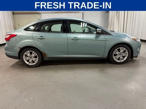 Used 2012 Ford Focus SEL FWD image 3