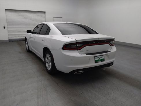Used 2022 Dodge Charger SXT w/ Leather Interior Group RWD image 5