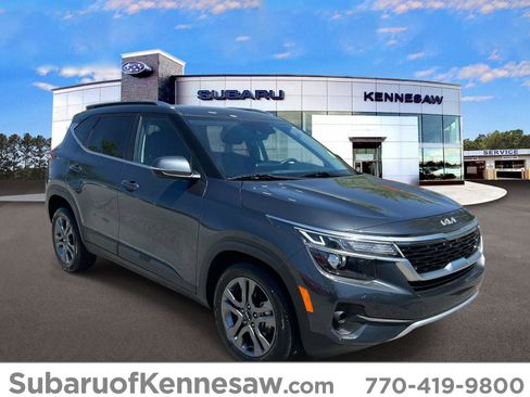 Used 2023 Kia Seltos S w/ Navigation Package FWD image 1