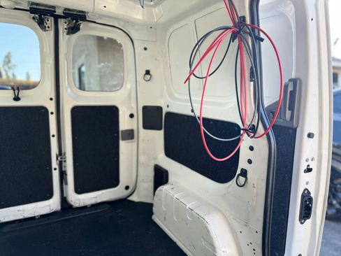 Used 2021 Nissan NV200 S w/ Back Door Glass Package image 16