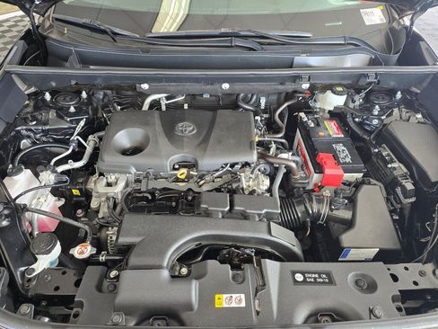 Certified 2025 Toyota RAV4 XLE AWD/4WD image 11