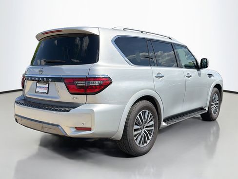 Used 2024 Nissan Armada SL AWD/4WD image 2