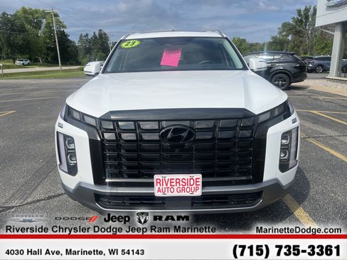 Used 2023 Hyundai Palisade SEL image 3