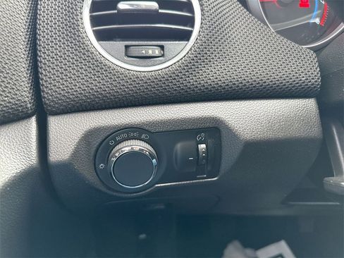 Used 2013 Chevrolet Cruze Eco image 16