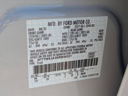 New 2025 Ford Maverick XLT w/ XLT Luxury Package image 17