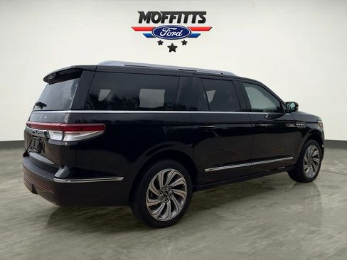 Used 2022 Lincoln Navigator L Reserve AWD/4WD image 5