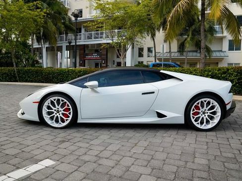Used 2016 Lamborghini Huracan LP 610-4 Avio image 15