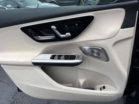 New 2025 Mercedes-Benz GLC 300 4MATIC image 10