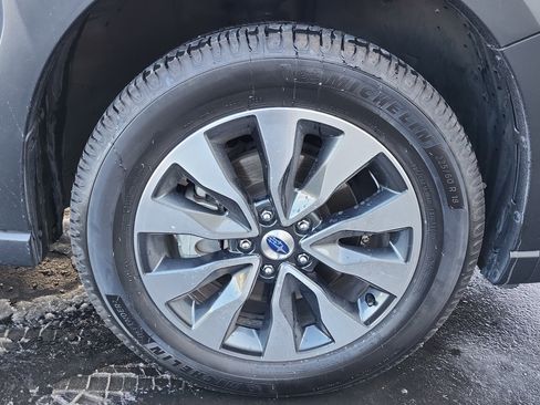 Used 2023 Subaru Outback Limited XT image 21