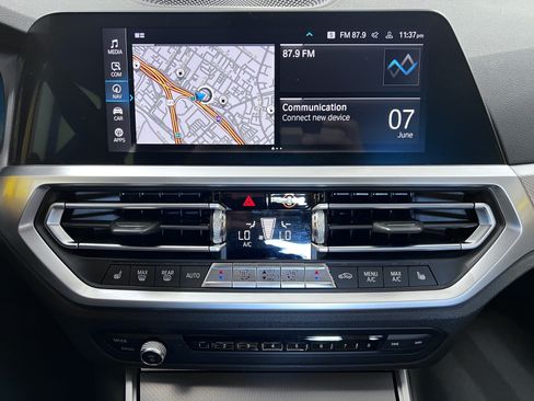 Used 2021 BMW 330e w/ Convenience Package RWD image 21