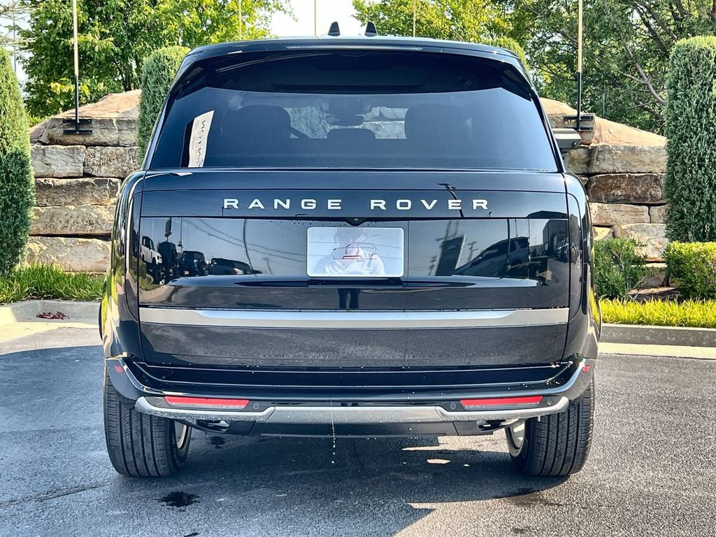 New 2027 Land Rover Range Rover SE AWD/4WD image 4