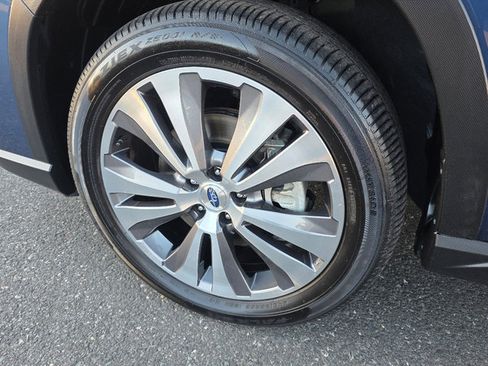 Used 2022 Subaru Ascent Limited w/ Technology Package image 33