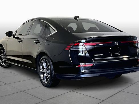 Used 2023 Honda Accord EX image 12