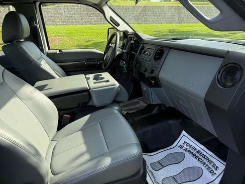 Used 2013 Ford F250 XL w/ PWR Equipment Group AWD/4WD image 17