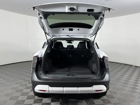 Used 2025 Nissan Kicks SV FWD image 42
