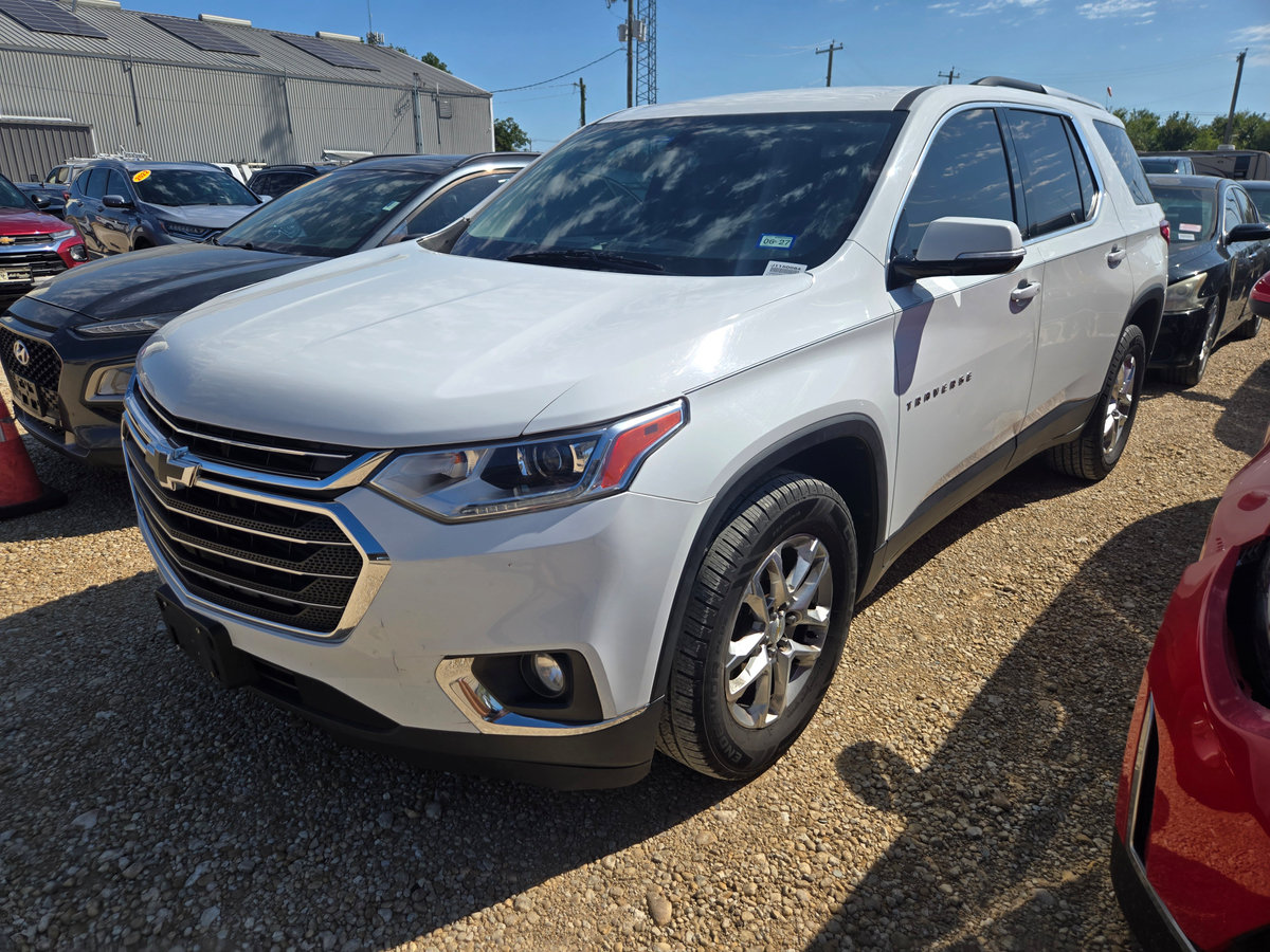 Used 2018 Chevrolet Traverse LT FWD image 1