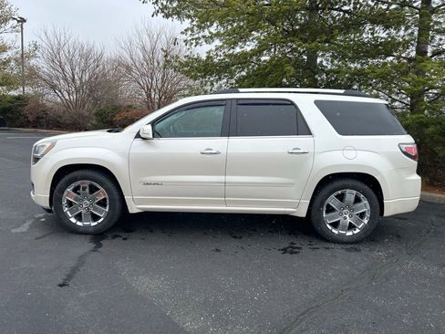 Used 2014 GMC Acadia Denali image 3