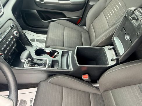 Used 2022 Kia Sportage LX w/ LX FWD Value Edition Package image 26