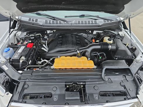 Used 2016 Ford F150 XLT image 30