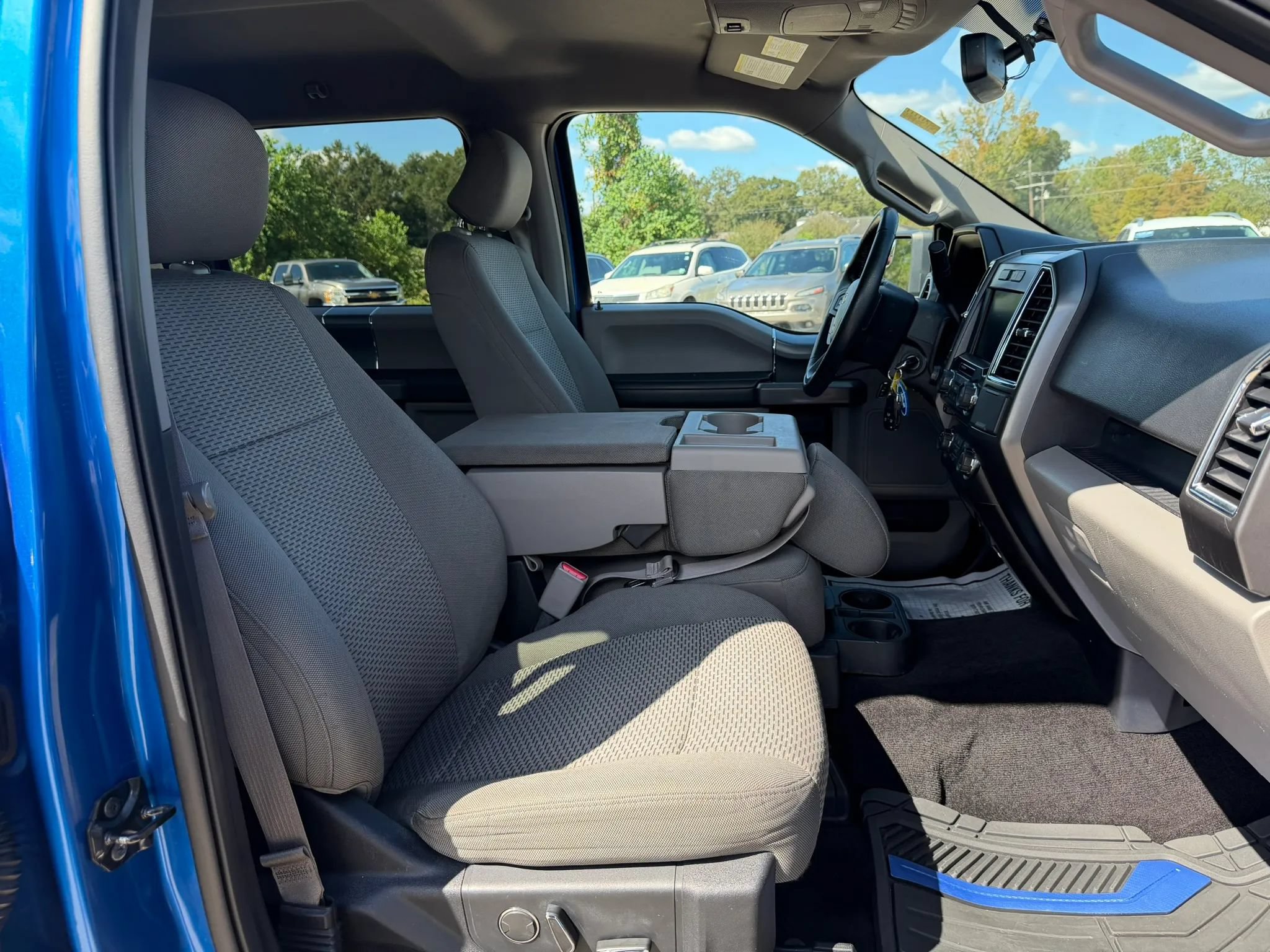 Used 2015 Ford F150 XLT w/ Equipment Group 302A Luxury RWD image 19