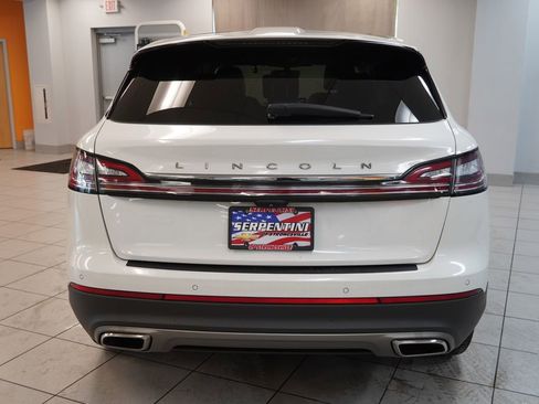 Used 2022 Lincoln Nautilus Reserve AWD/4WD image 13