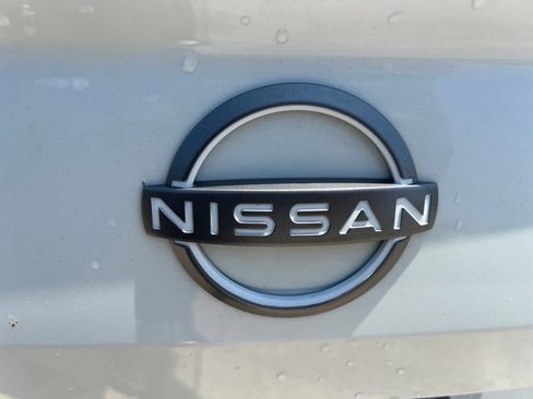 Used 2024 Nissan Altima 2.5 SV FWD image 10