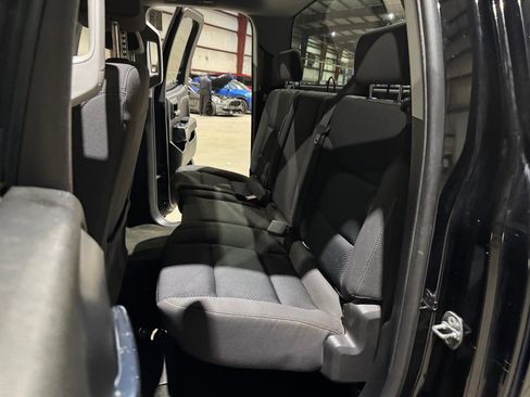 Used 2018 Chevrolet Silverado 1500 LT RWD image 18