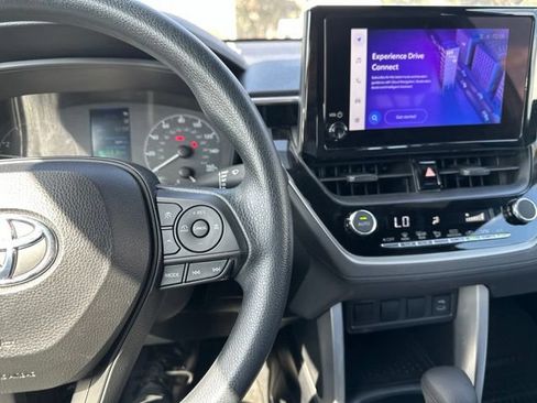Certified 2023 Toyota Corolla Cross AWD Hybrid image 10