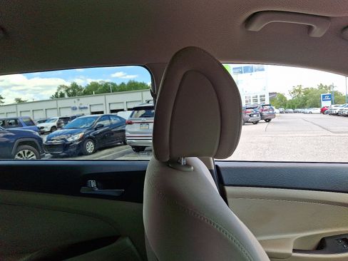 Used 2016 Hyundai Tucson SE w/ Option Group 02 image 13